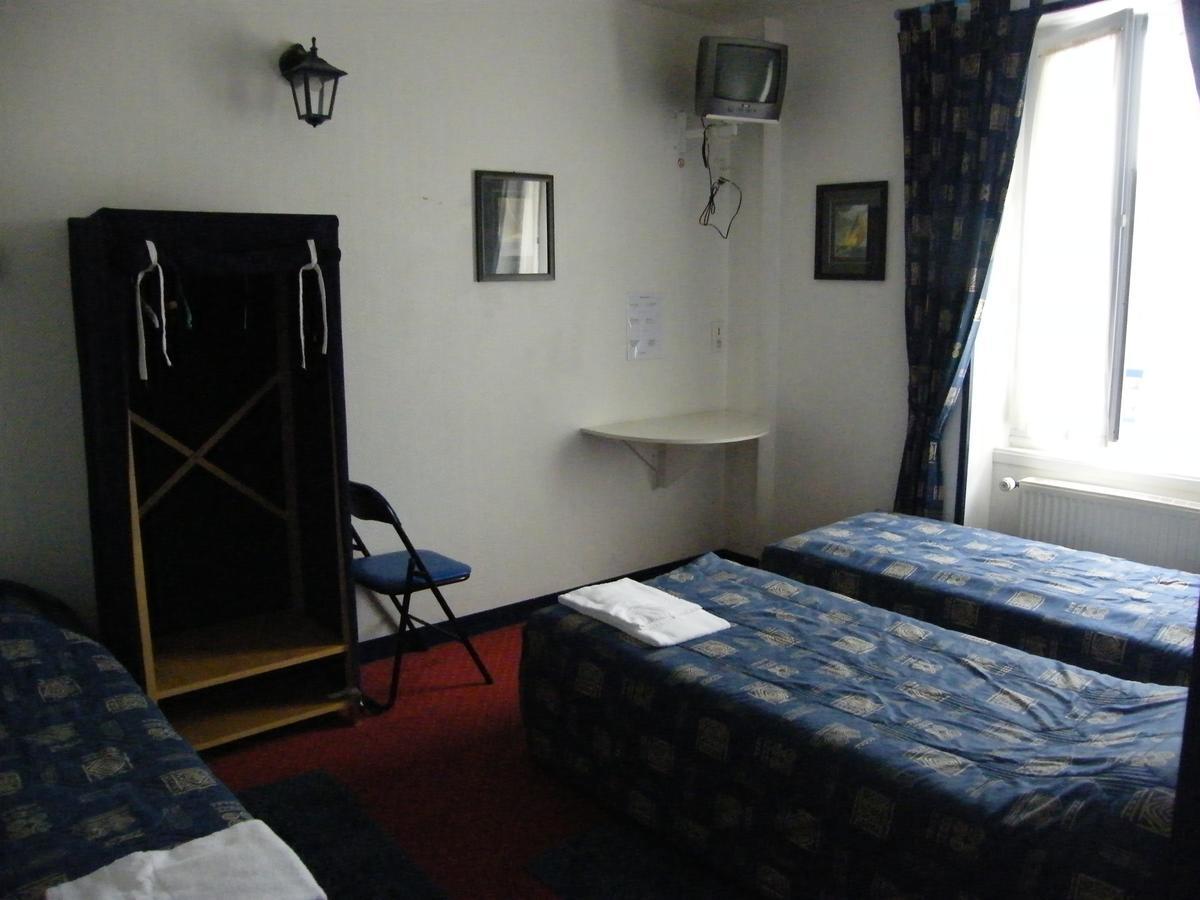 Hotel De La Gare Saint-Malo Bagian luar foto