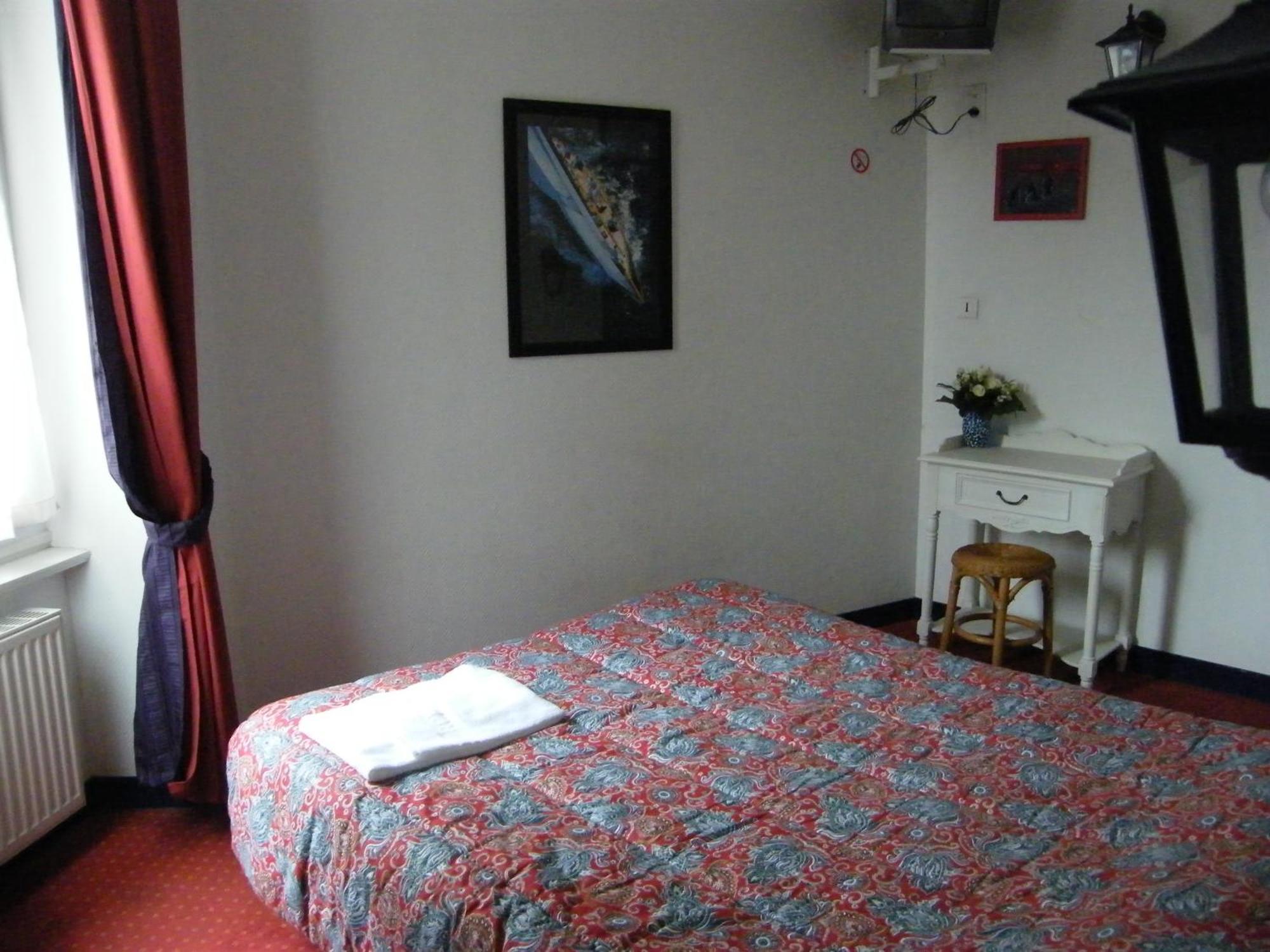 Hotel De La Gare Saint-Malo Bagian luar foto